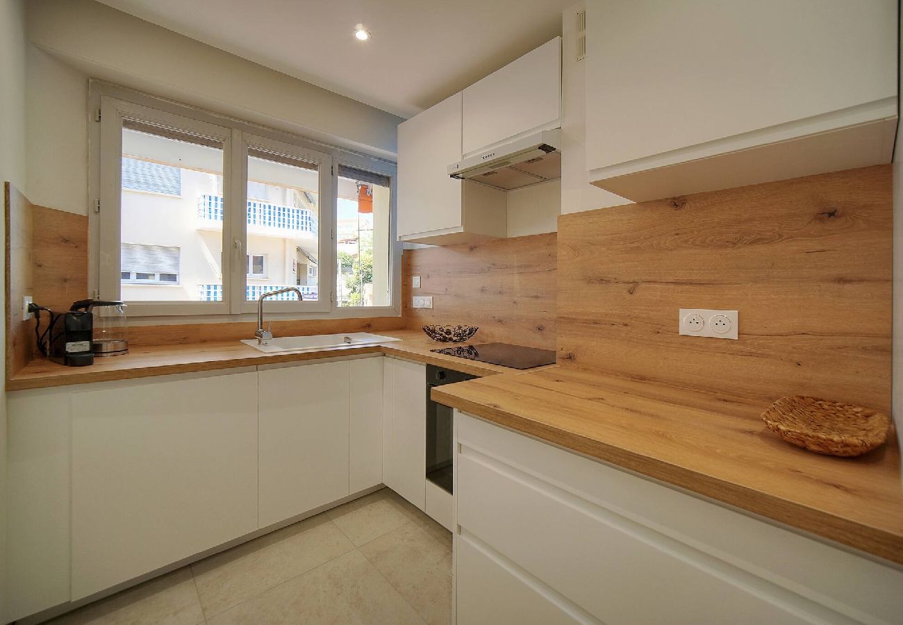 Appartement à Cannes - FRGK Stanislas Apartment Terrace, Central Cannes A