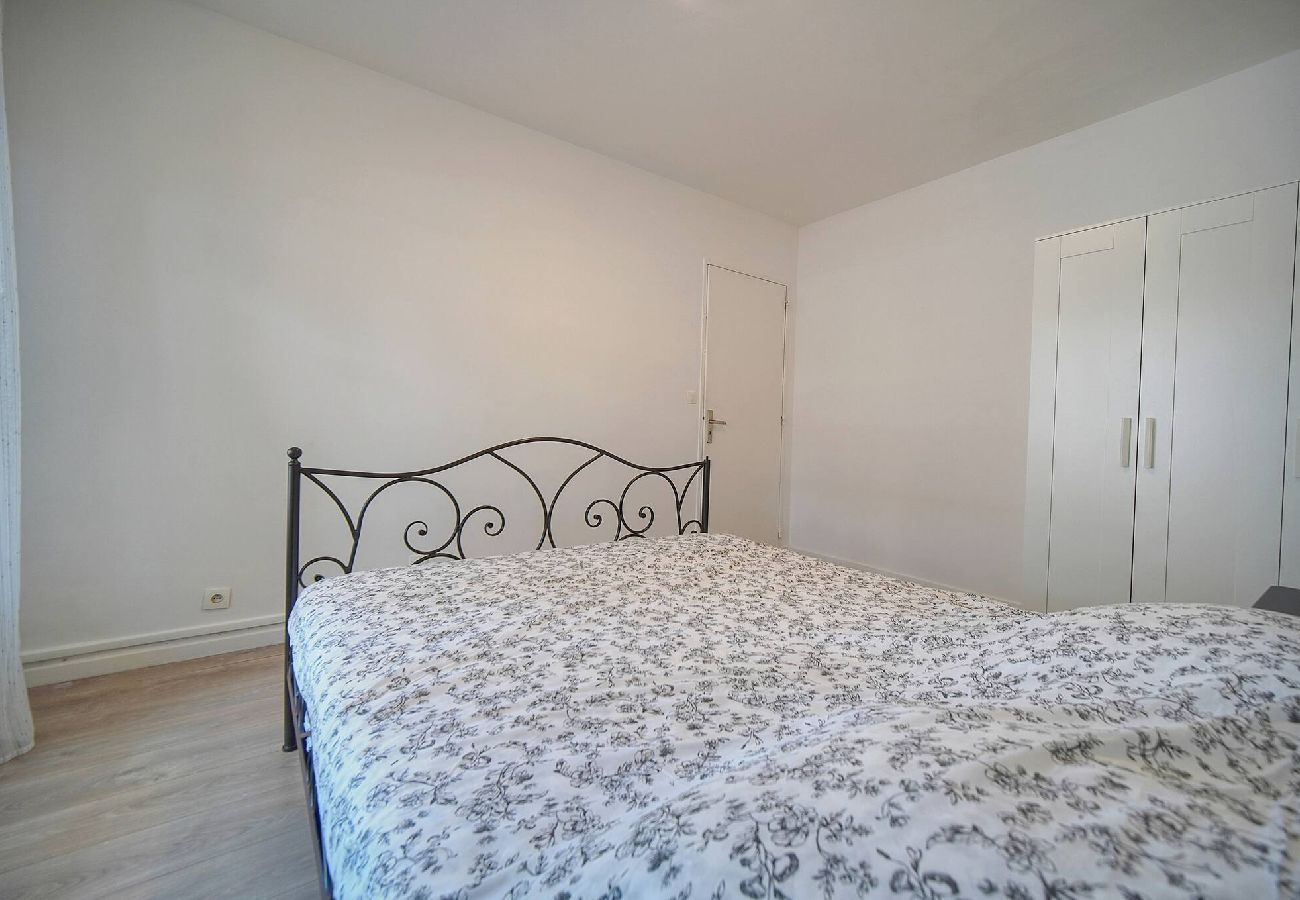 Appartement à Cannes - FRGK Stanislas Apartment Terrace, Central Cannes A