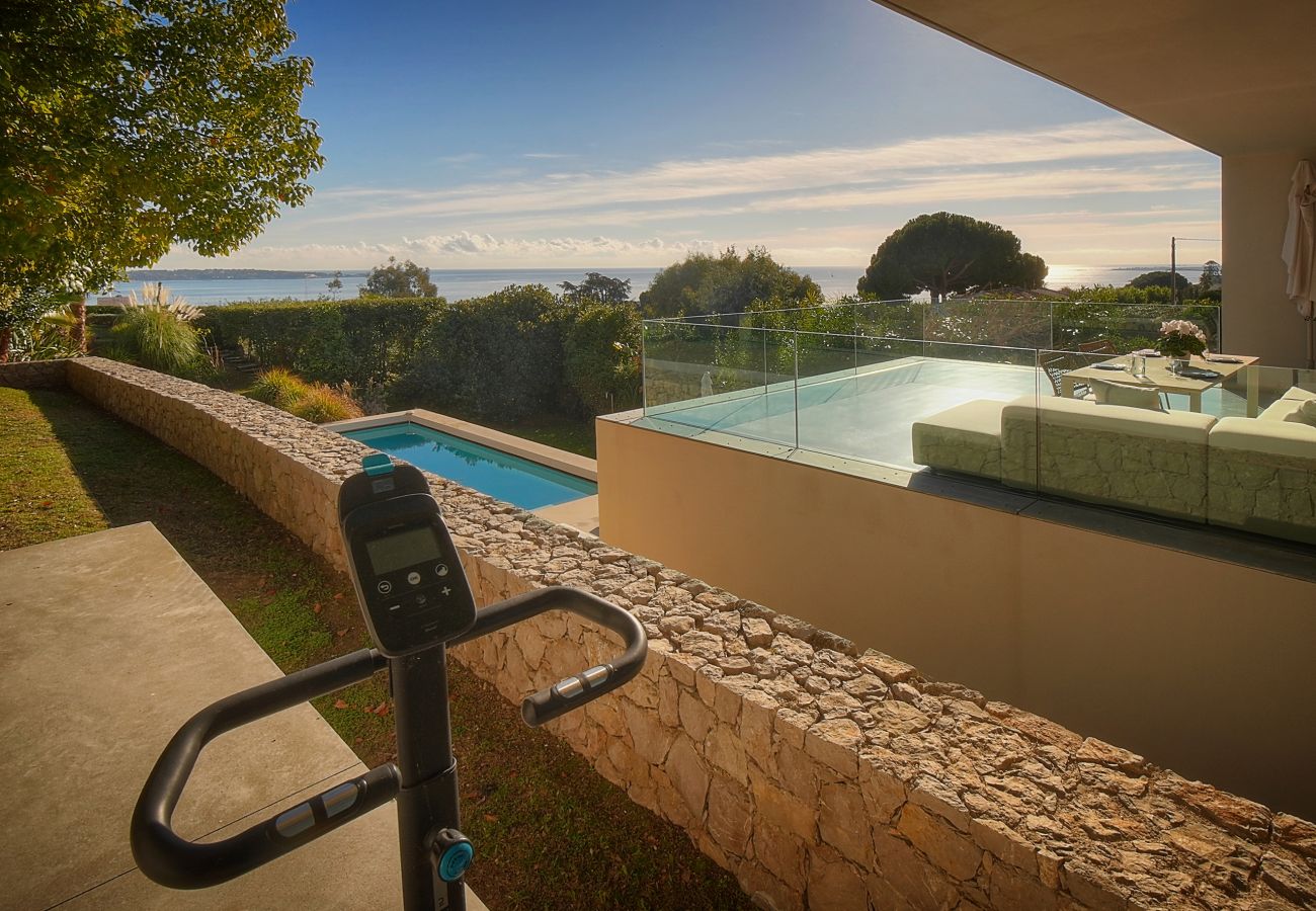 Villa à Vallauris - FRGK Exceptional villa with pool and sea view BE