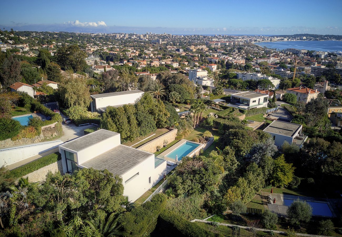 Villa à Vallauris - FRGK Exceptional villa with pool and sea view BE