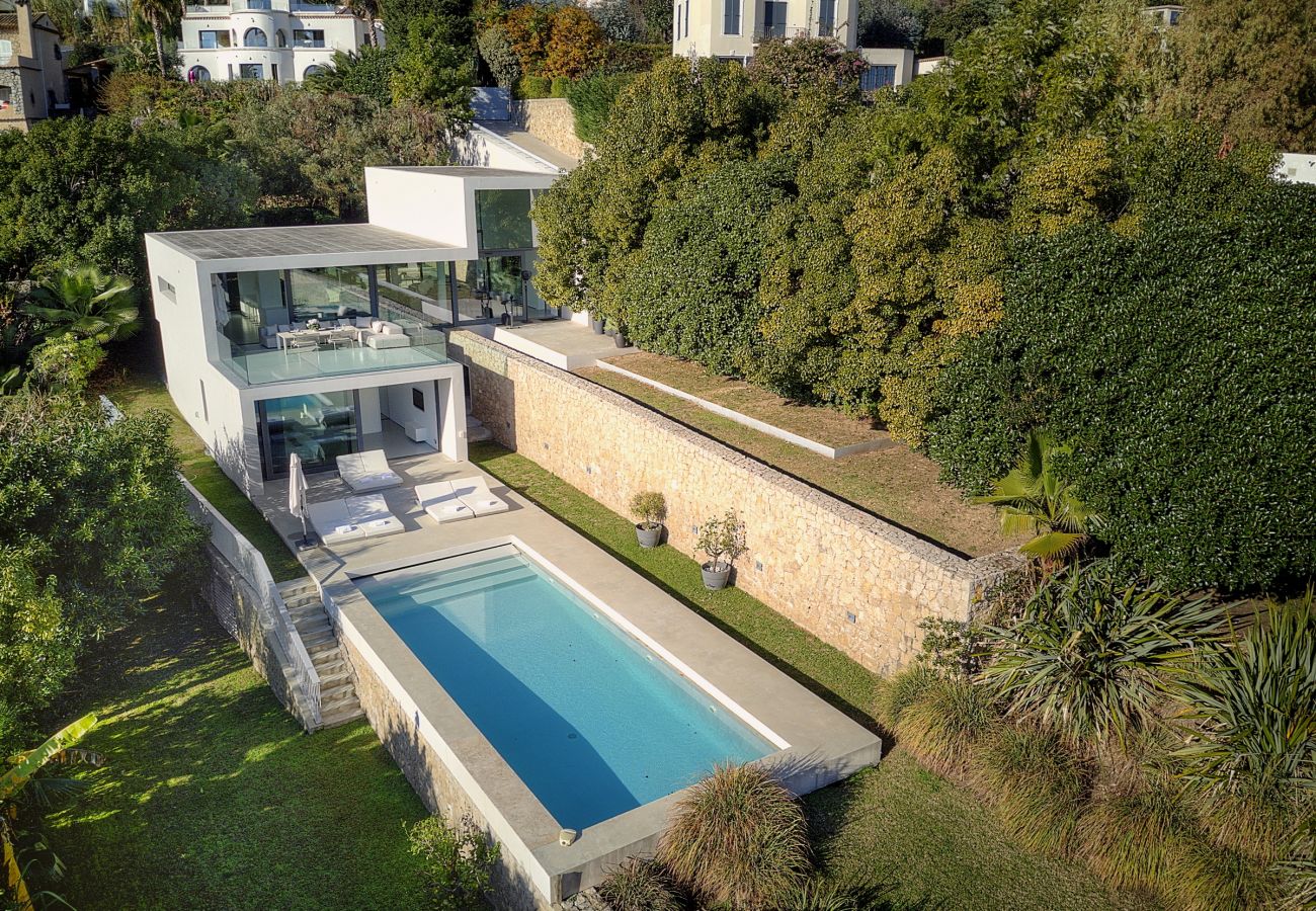 Villa à Vallauris - FRGK Exceptional villa with pool and sea view BE