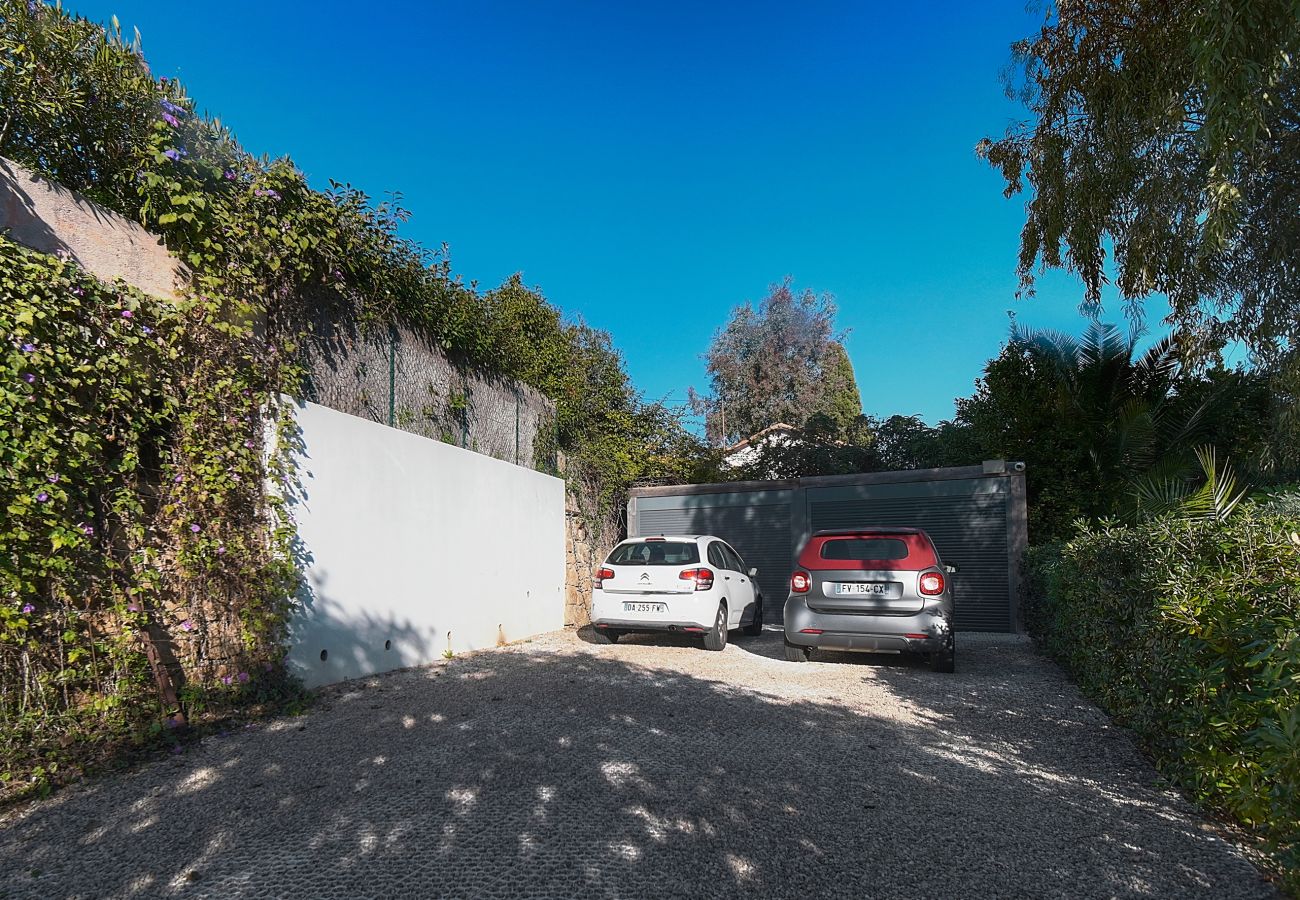 Villa à Vallauris - FRGK Exceptional villa with pool and sea view BE