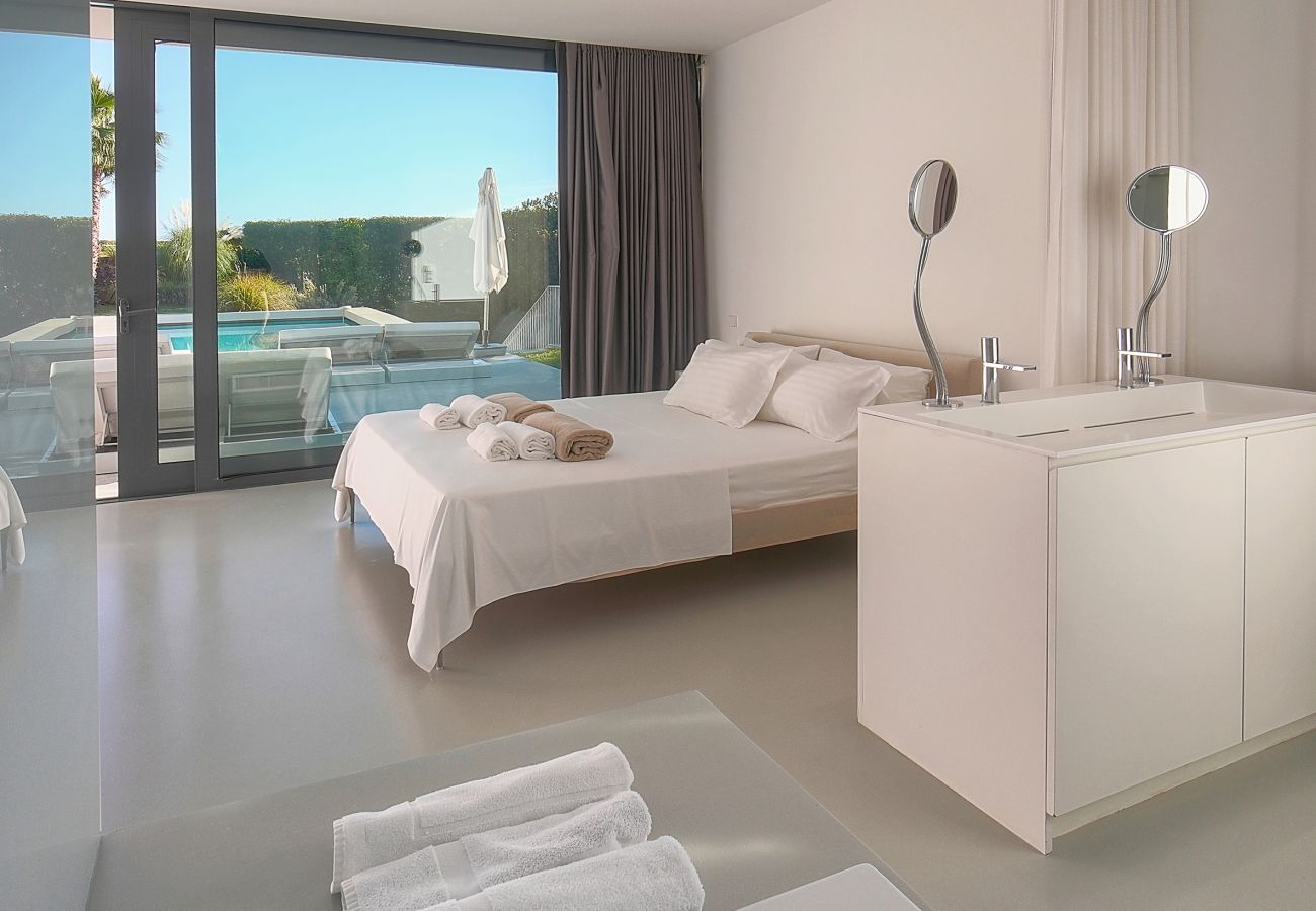 Villa à Vallauris - FRGK Exceptional villa with pool and sea view BE