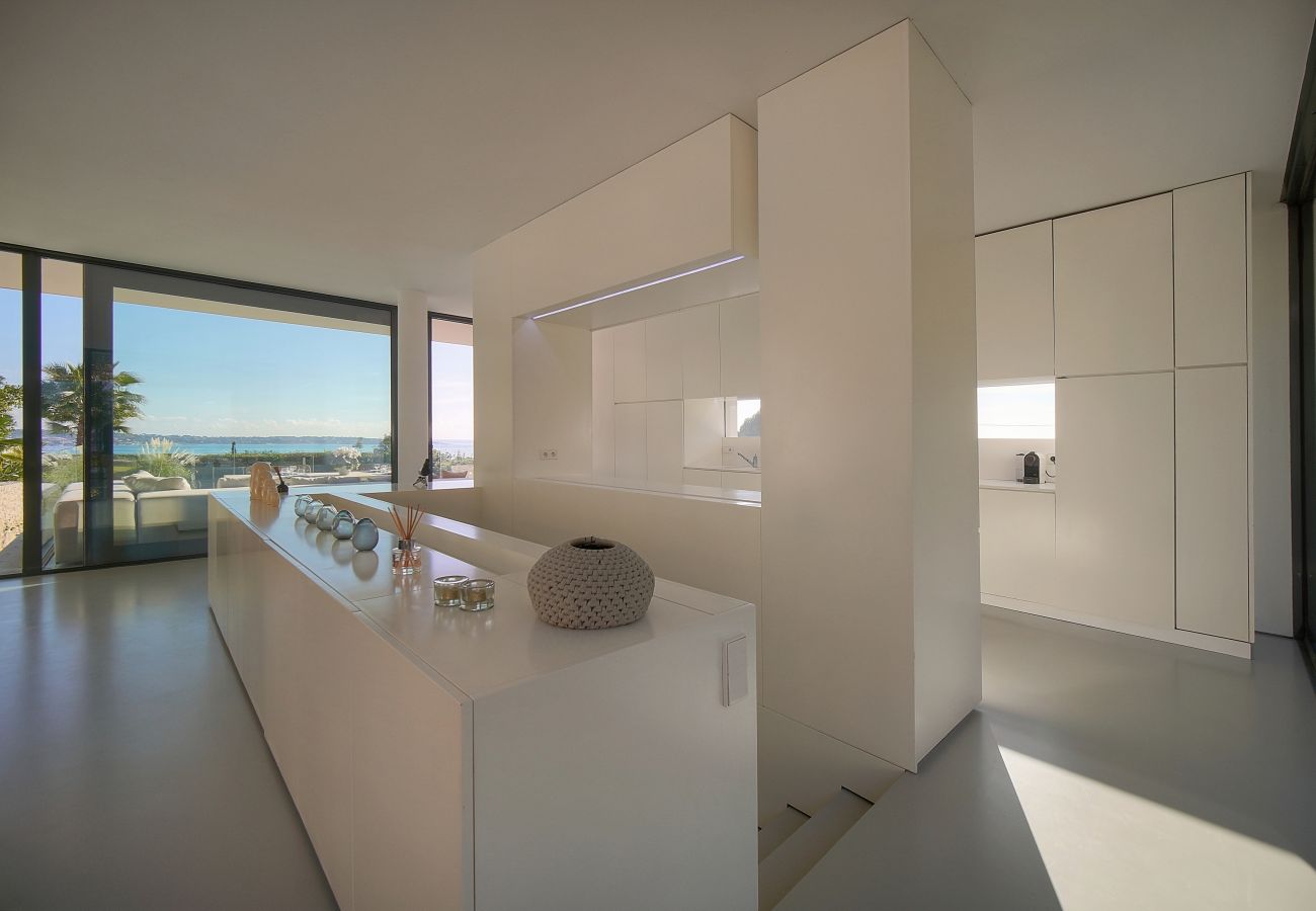 Villa à Vallauris - FRGK Exceptional villa with pool and sea view BE