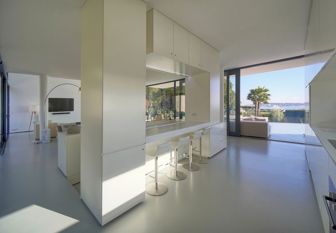 Villa à Vallauris - FRGK Exceptional villa with pool and sea view BE
