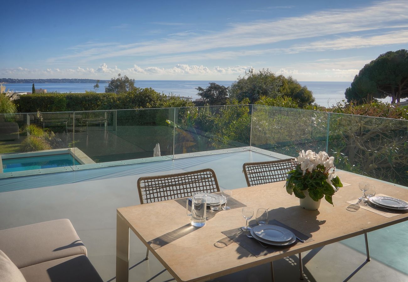 Villa à Vallauris - FRGK Exceptional villa with pool and sea view BE