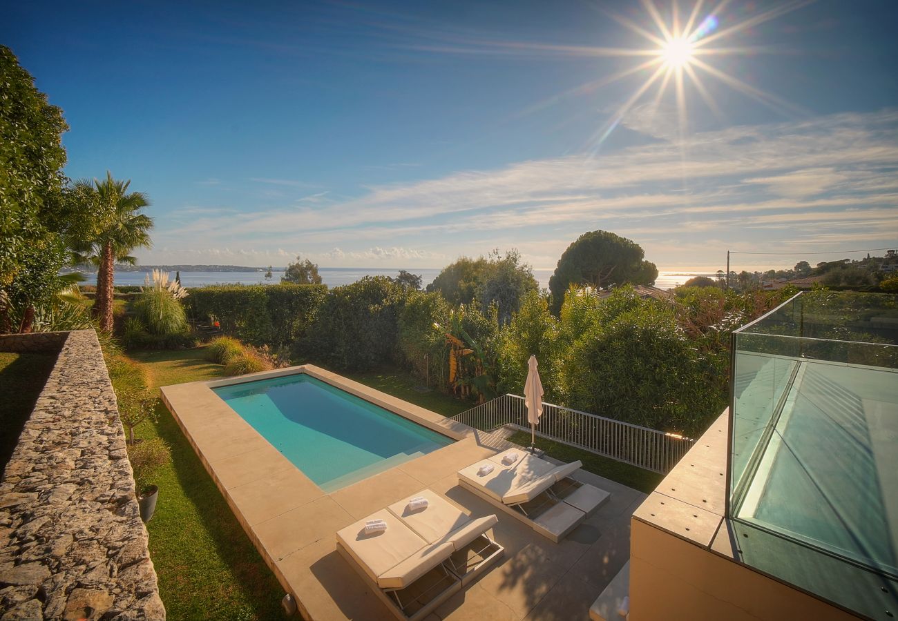 Villa à Vallauris - FRGK Exceptional villa with pool and sea view BE