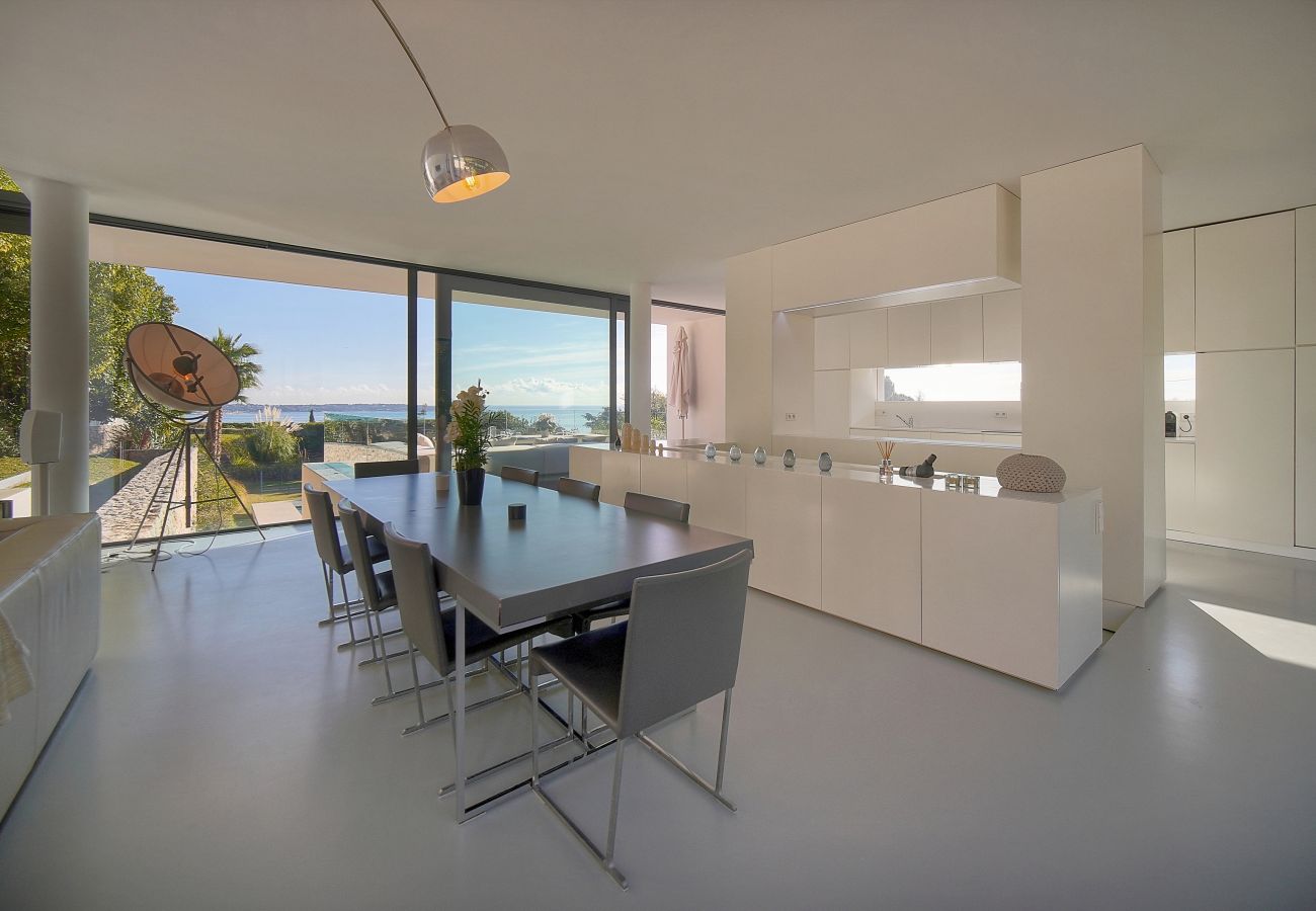 Villa à Vallauris - FRGK Exceptional villa with pool and sea view BE