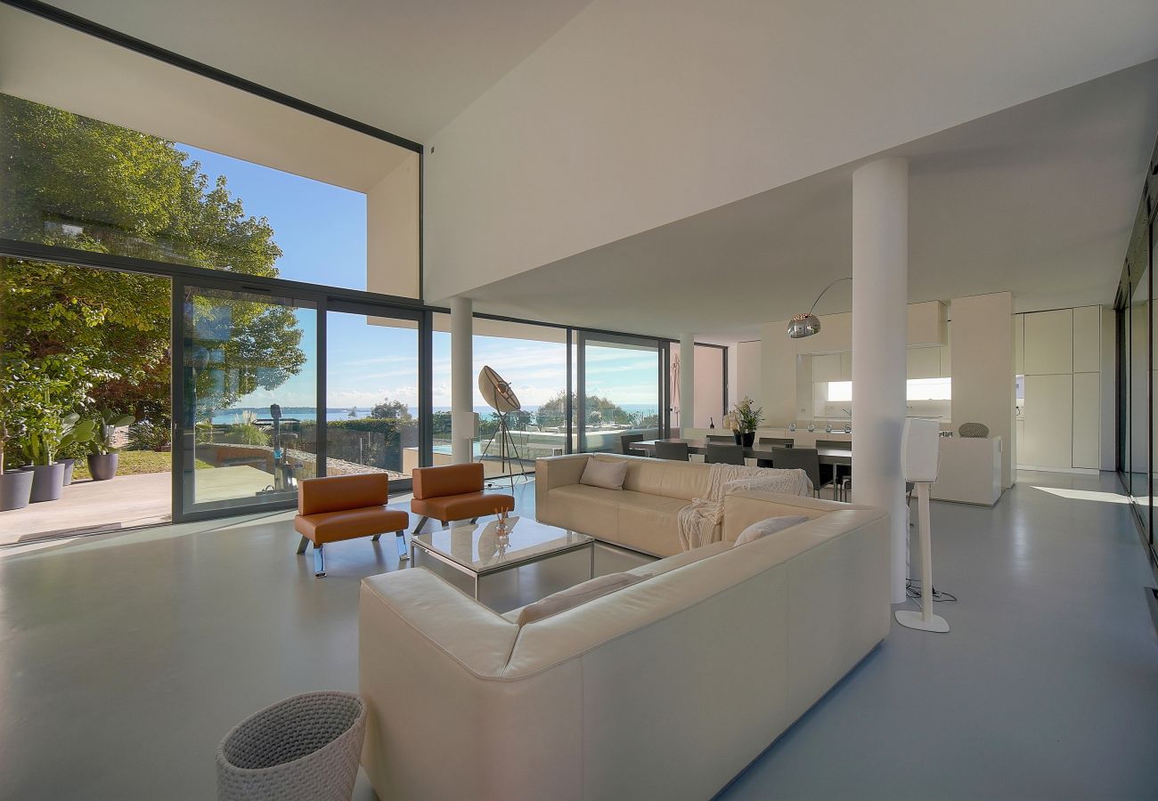Villa à Vallauris - FRGK Exceptional villa with pool and sea view BE