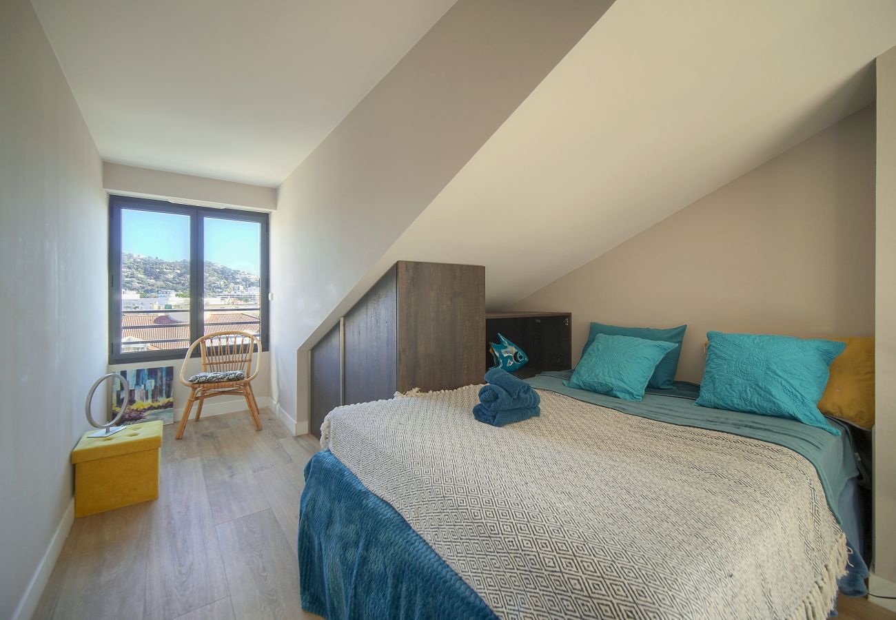 Appartement à Cannes - FRGK Air-Conditioned Duplex with Terrace Secure