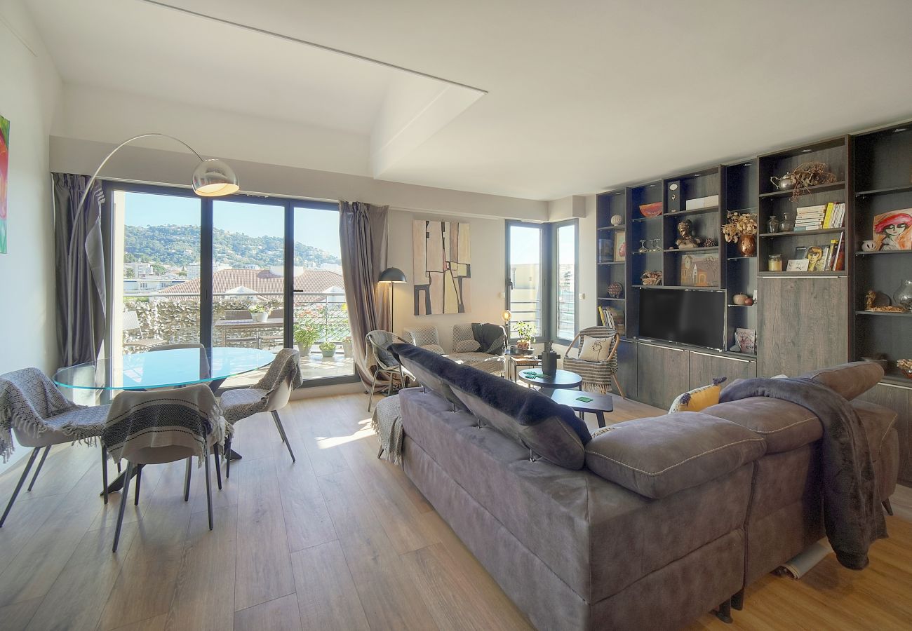 Appartement à Cannes - FRGK Air-Conditioned Duplex with Terrace Secure