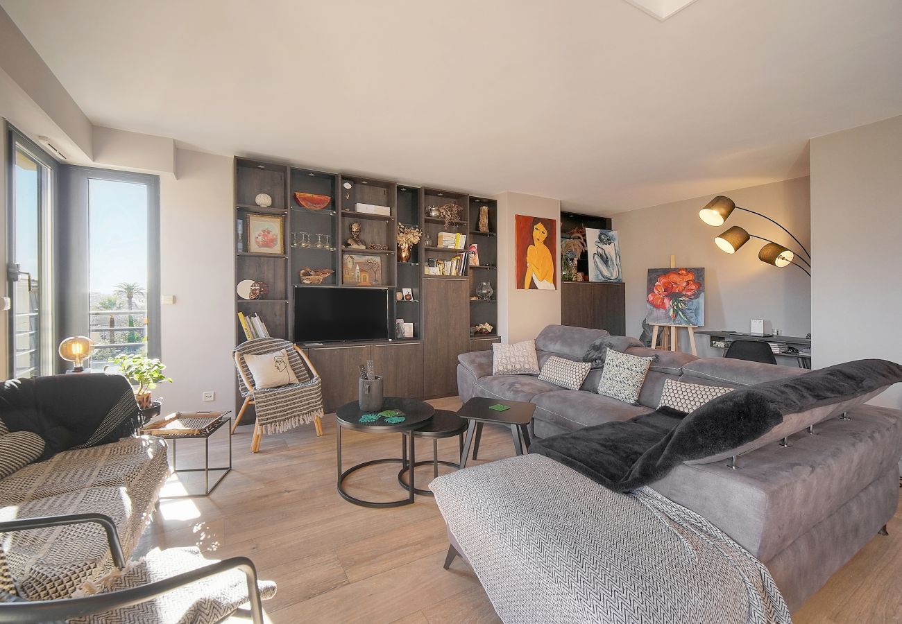 Appartement à Cannes - FRGK Air-Conditioned Duplex with Terrace Secure