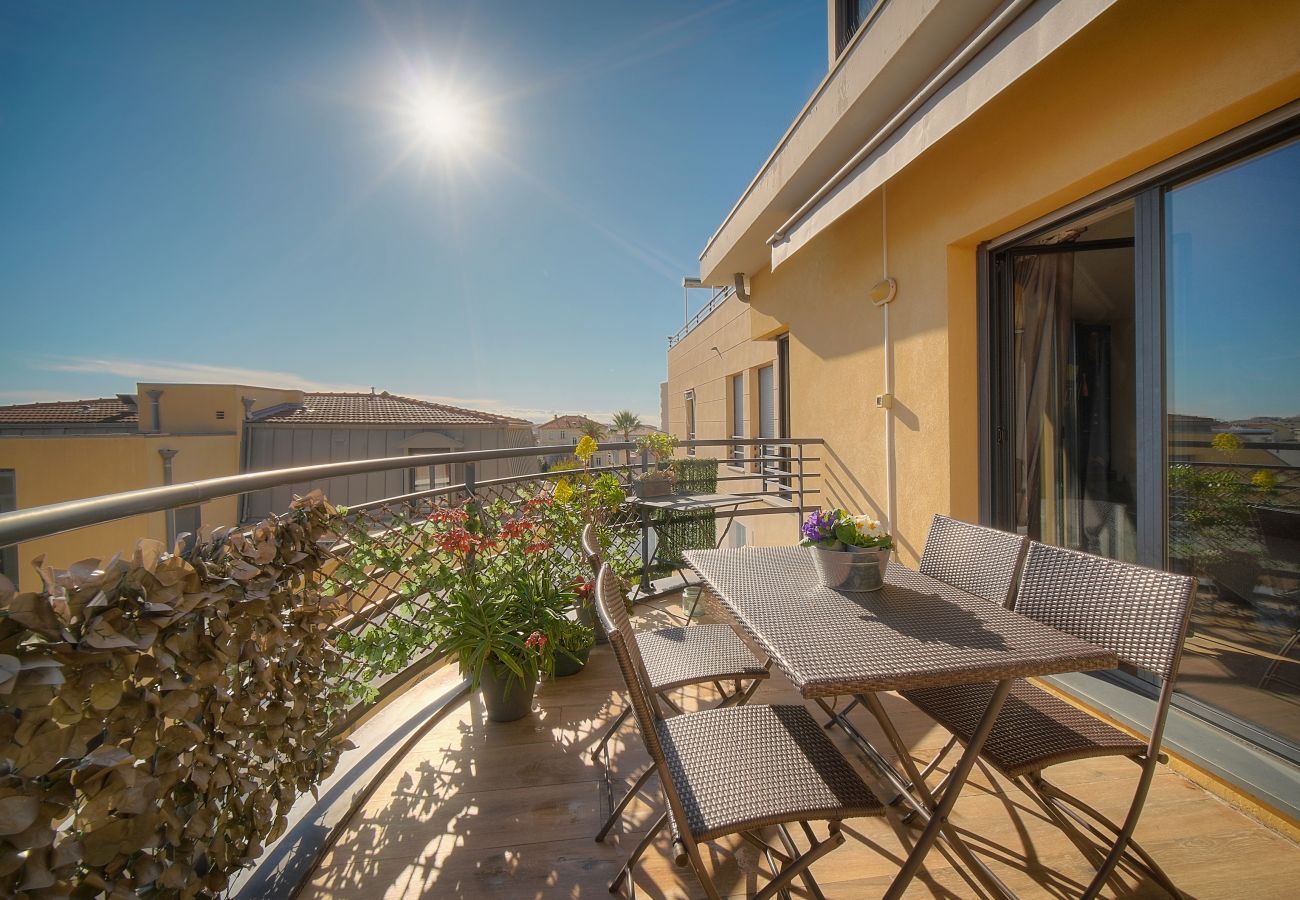 Appartement à Cannes - FRGK Air-Conditioned Duplex with Terrace Secure