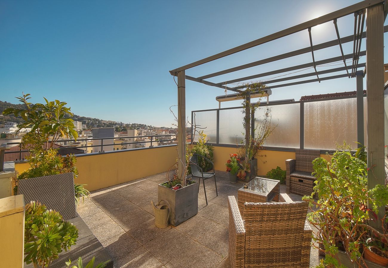 Appartement à Cannes - FRGK Air-Conditioned Duplex with Terrace Secure