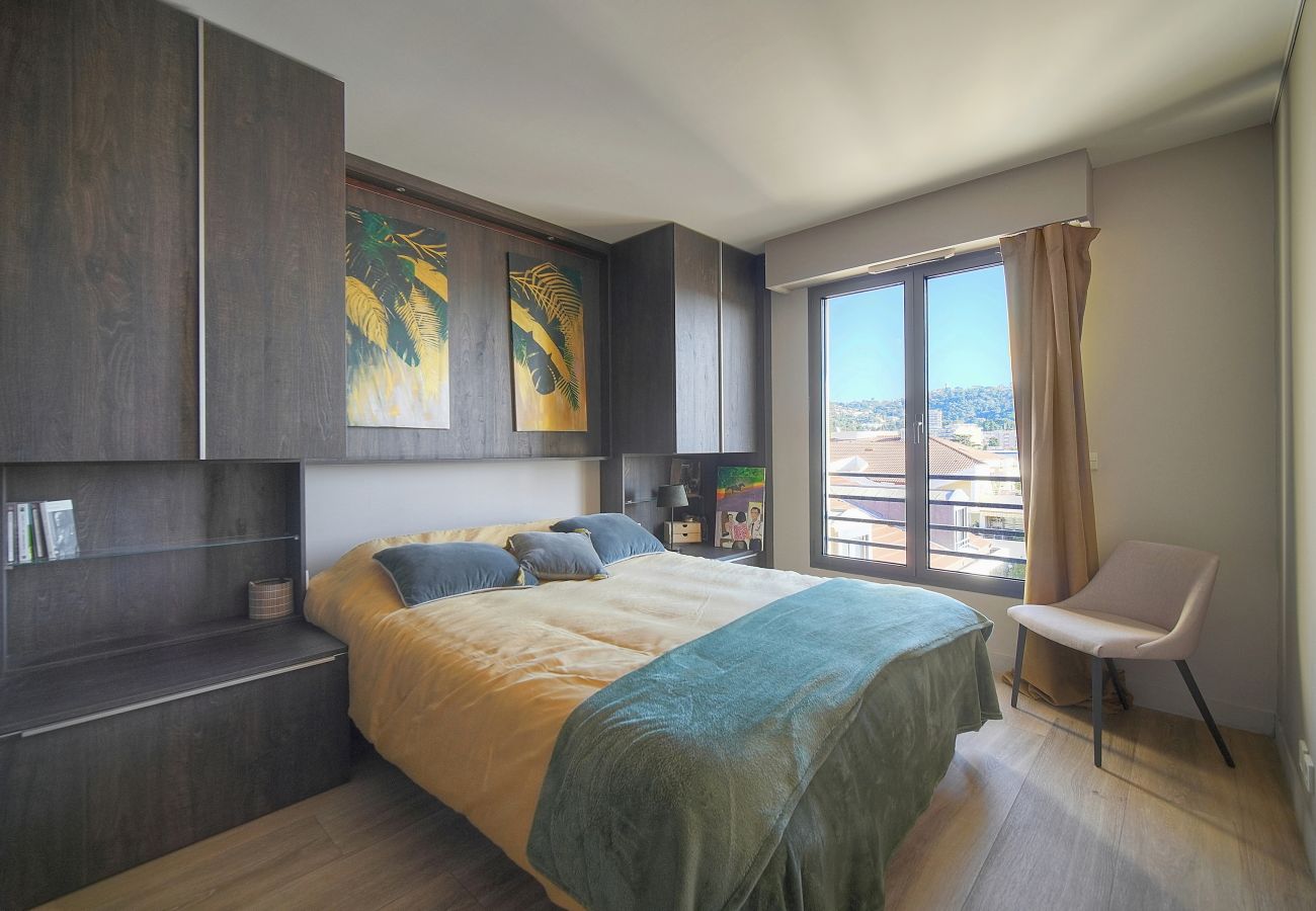 Appartement à Cannes - FRGK Air-Conditioned Duplex with Terrace Secure