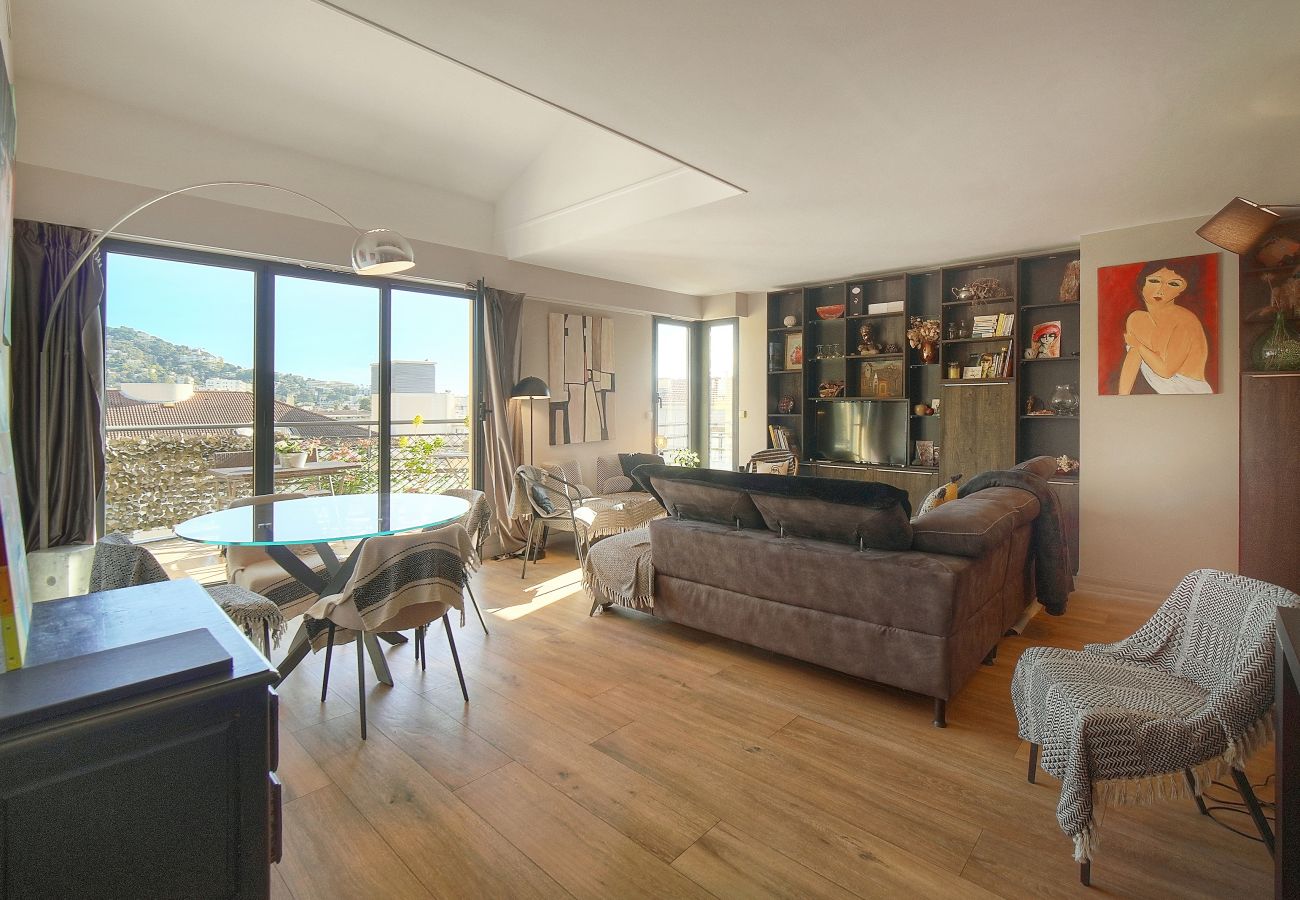 Appartement à Cannes - FRGK Air-Conditioned Duplex with Terrace Secure