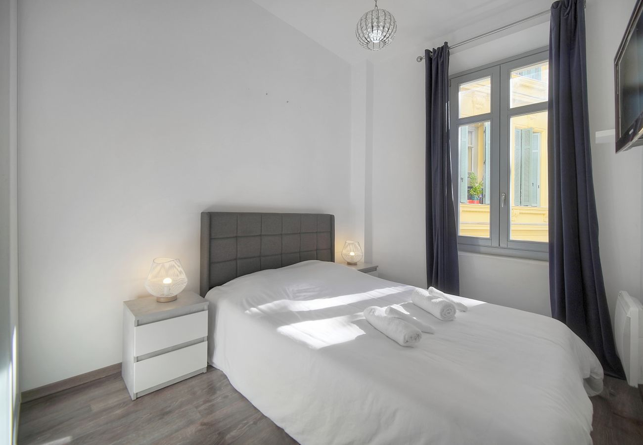 Appartement à Cannes - FRGK Goujon 1BR Design 300m Palais & Beaches AC &