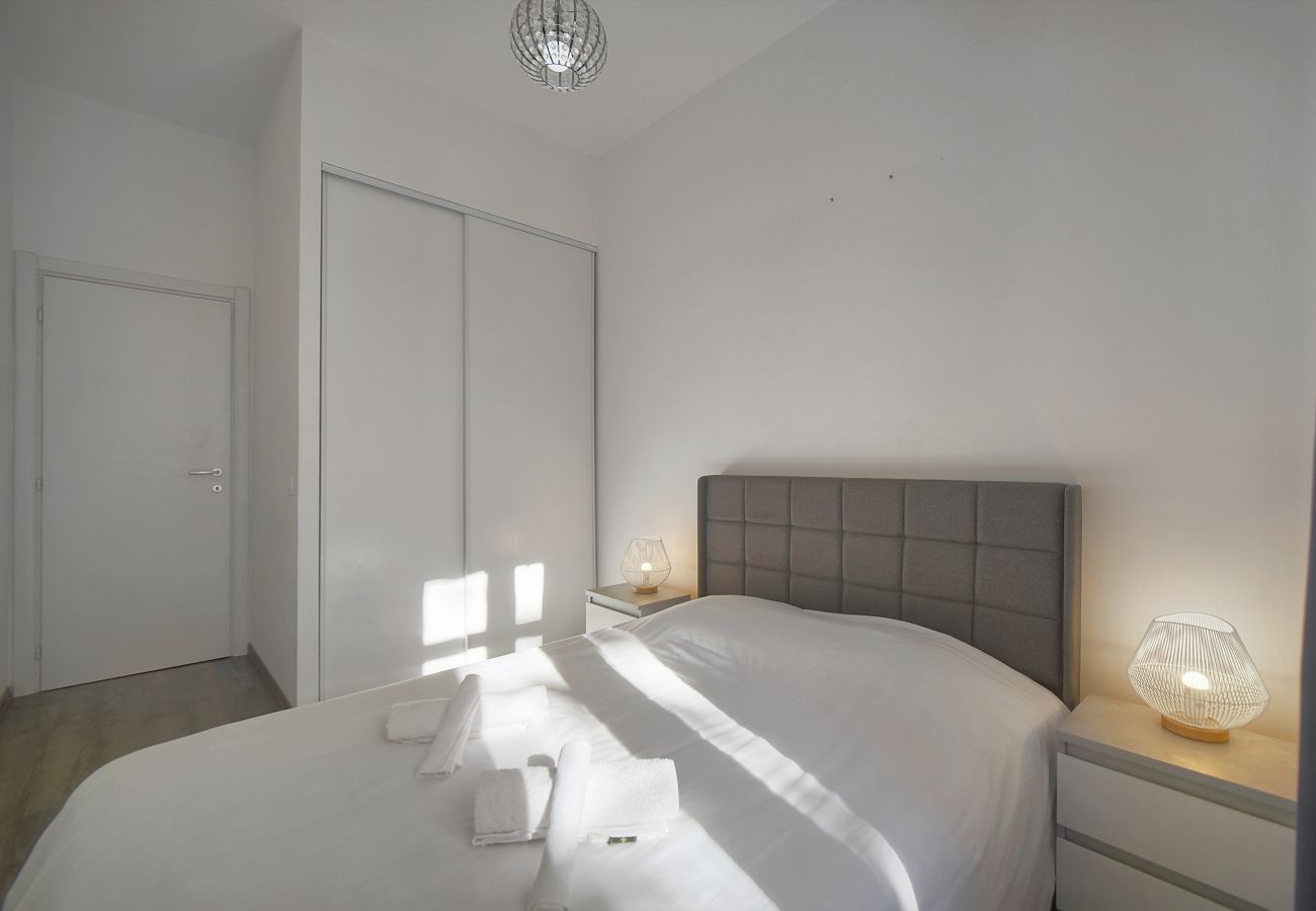 Appartement à Cannes - FRGK Goujon 1BR Design 300m Palais & Beaches AC &