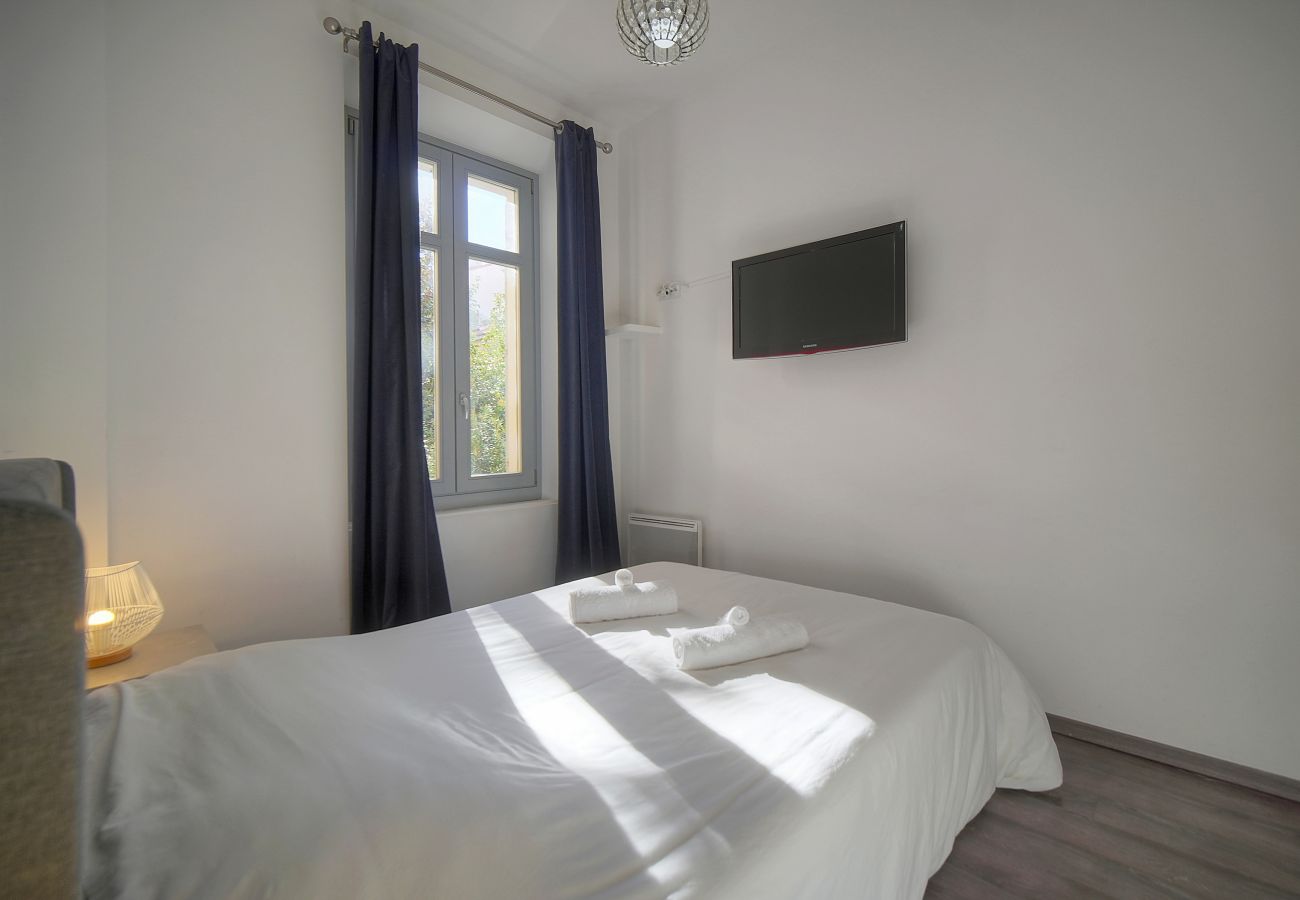 Appartement à Cannes - FRGK Goujon 1BR Design 300m Palais & Beaches AC &