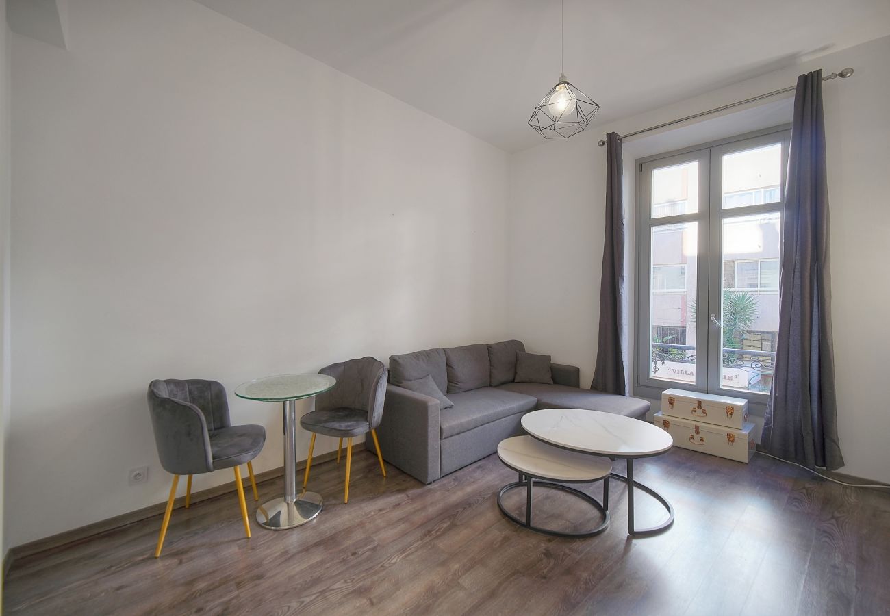 Appartement à Cannes - FRGK Goujon 1BR Design 300m Palais & Beaches AC &