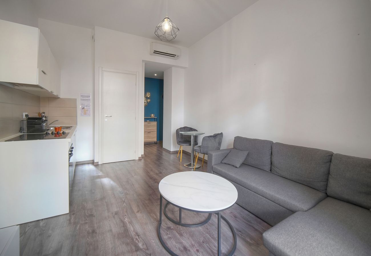 Appartement à Cannes - FRGK Goujon 1BR Design 300m Palais & Beaches AC &