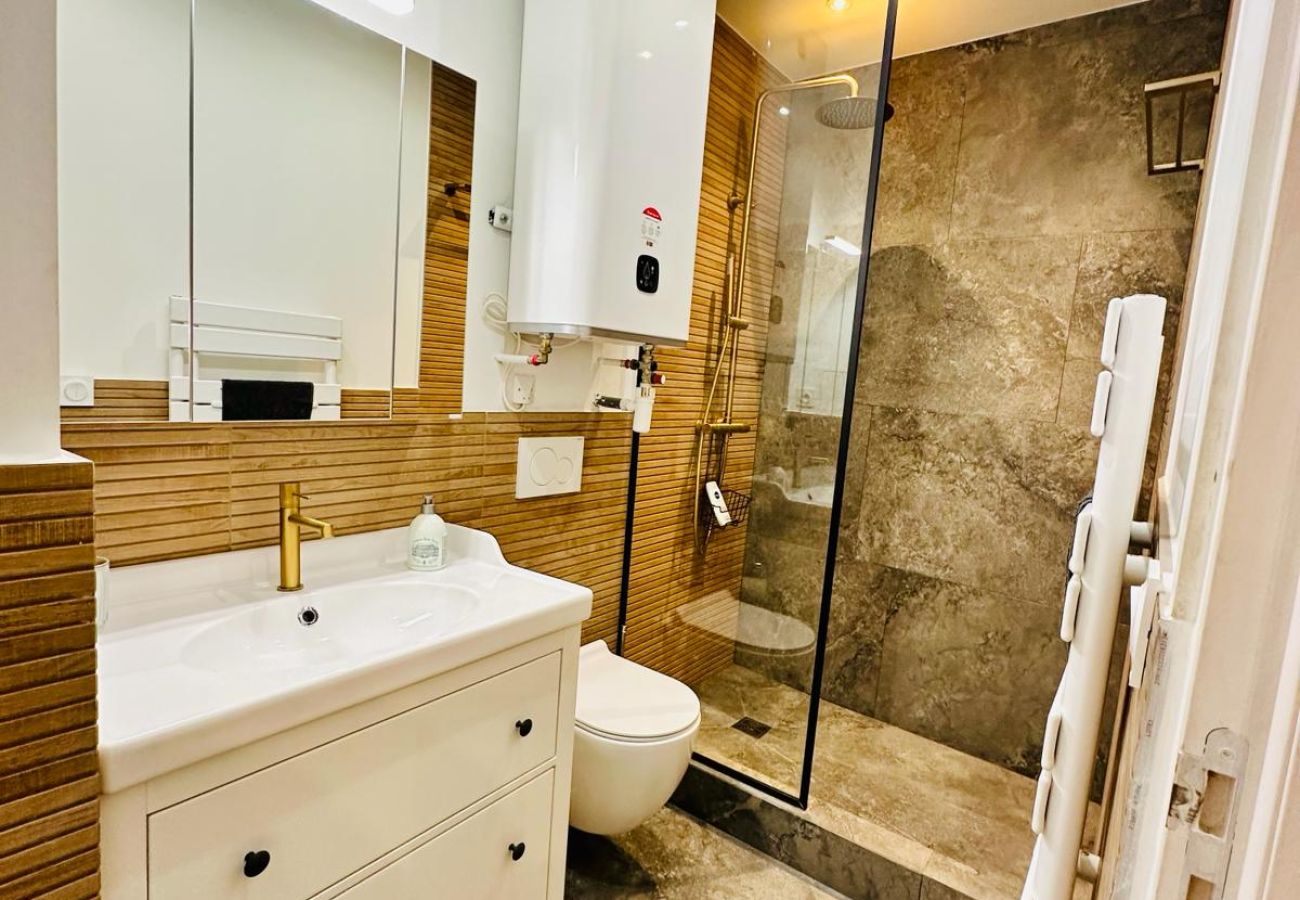 Maison à Cannes - FRGK Private Townhouse HQ Walk to Palais Flexible