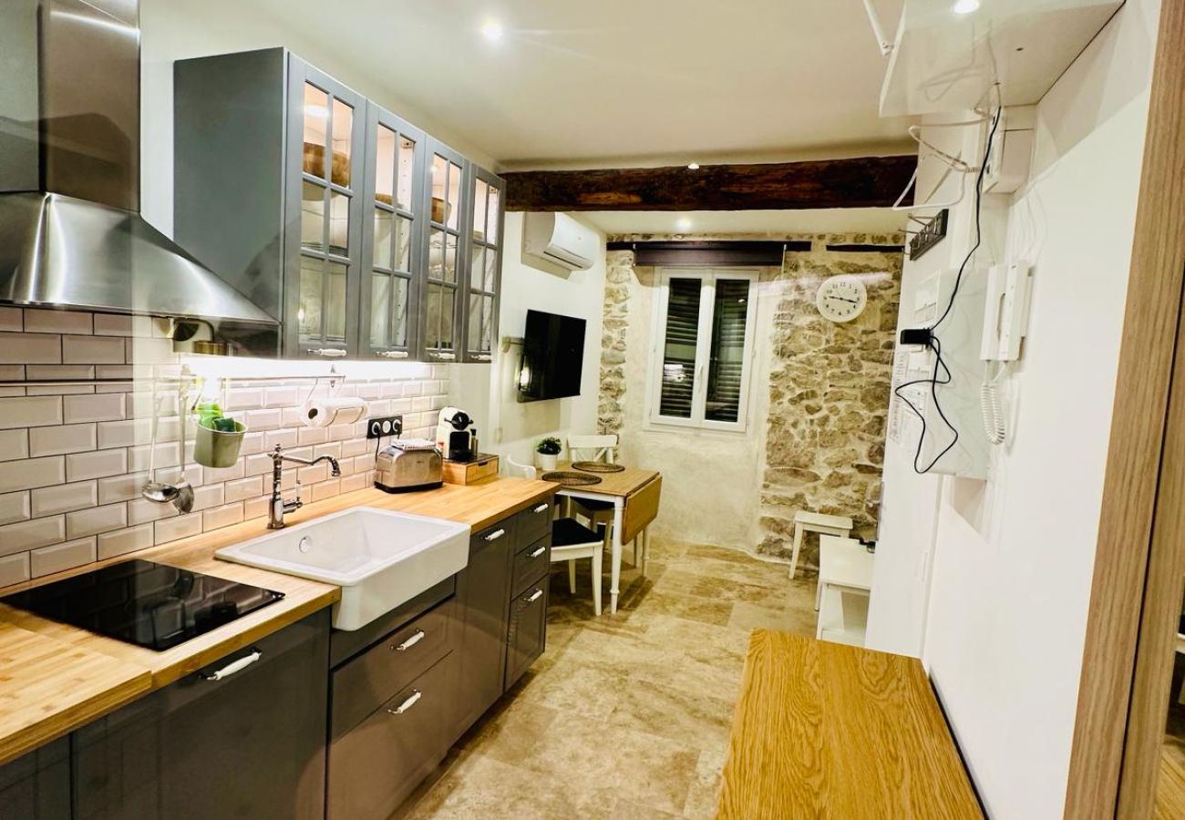 Appartement à Cannes - TOWNHOUSE Appartement 1 Chambre