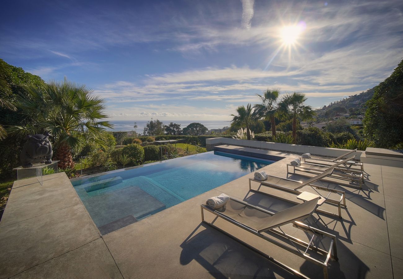 Villa à Vallauris - Luxury Sea View Villa 4 Bedrooms Private