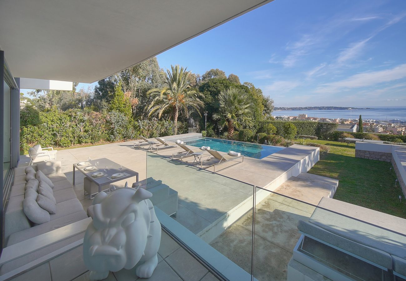 Villa à Vallauris - Luxury Sea View Villa 4 Bedrooms Private