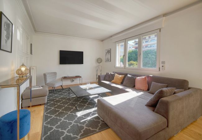 Appartement à Cannes - FRGK 2BR CIRODDE with Terrace AC Quiet Central C