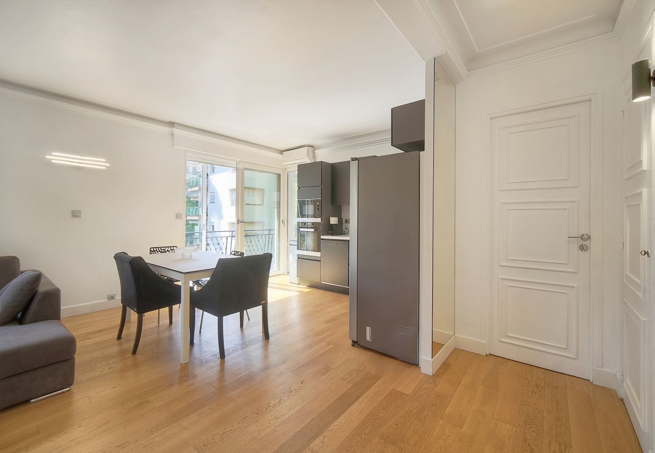 Appartement à Cannes - FRGK 2BR CIRODDE with Terrace AC Quiet Central C