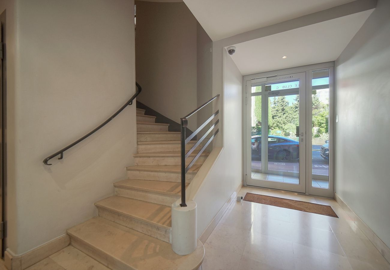 Appartement à Cannes - FRGK 2BR CIRODDE with Terrace AC Quiet Central C