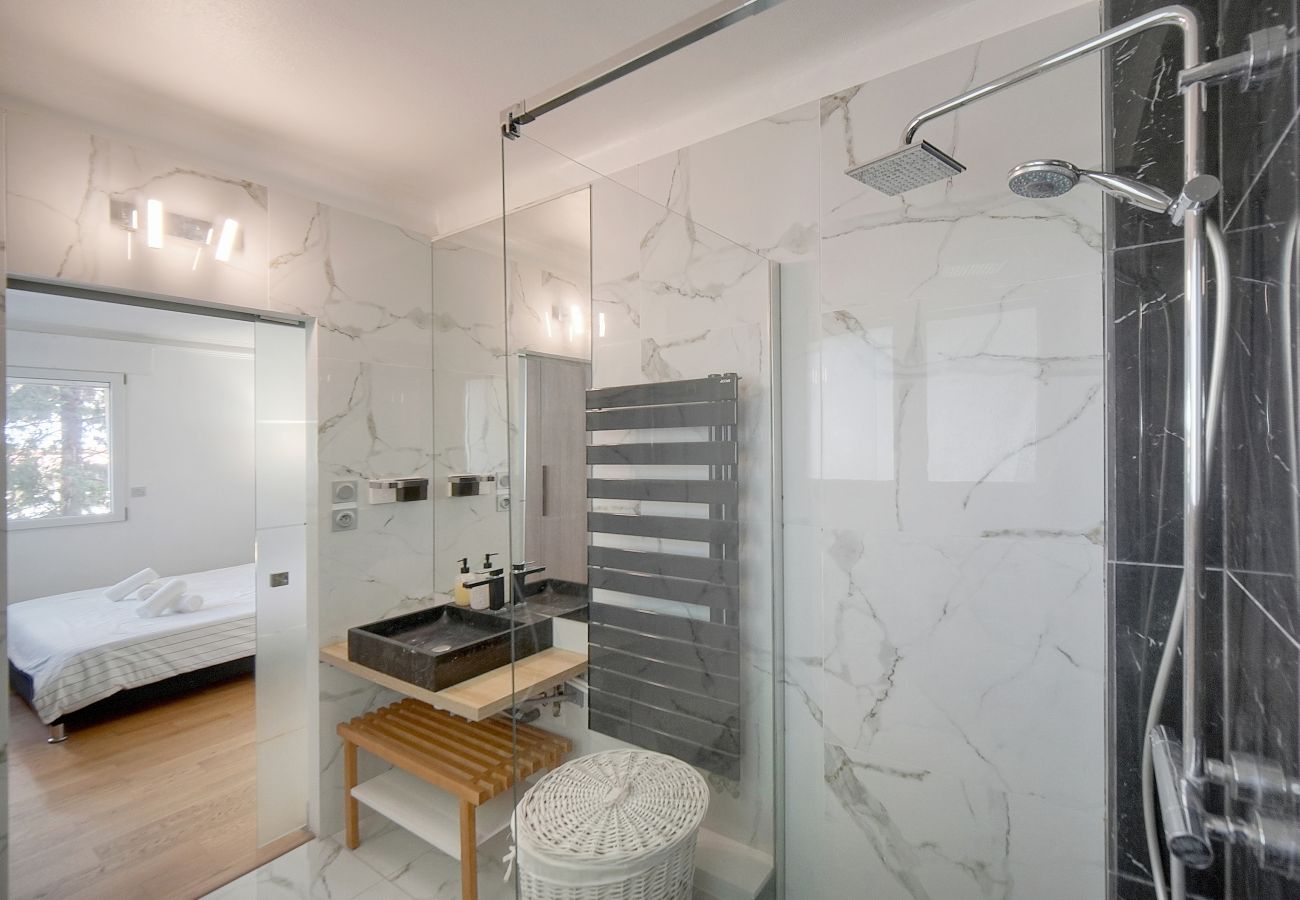 Appartement à Cannes - FRGK 2BR CIRODDE with Terrace AC Quiet Central C