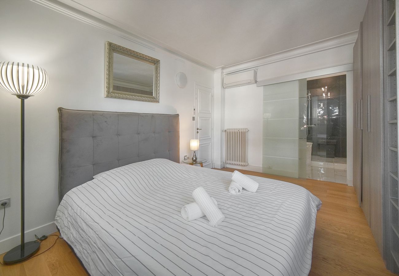 Appartement à Cannes - FRGK 2BR CIRODDE with Terrace AC Quiet Central C