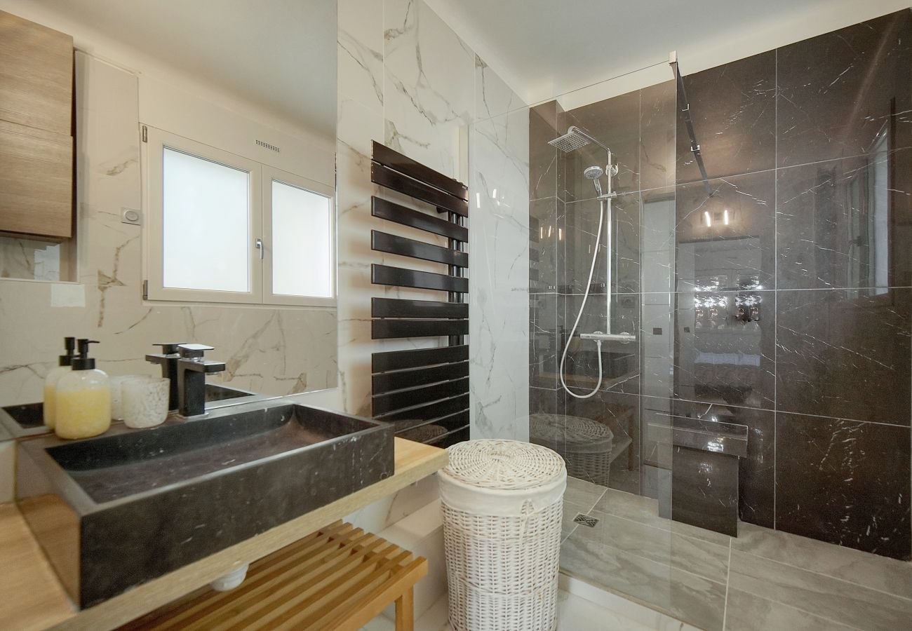 Appartement à Cannes - FRGK 2BR CIRODDE with Terrace AC Quiet Central C