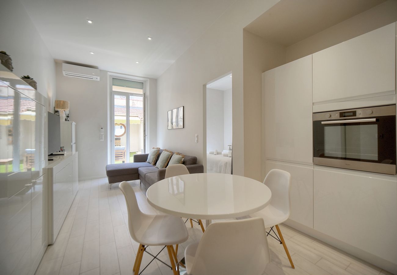 Appartement à Cannes - FRGK  HOCHE 2BR Apartment – Terrace – Hoche Street