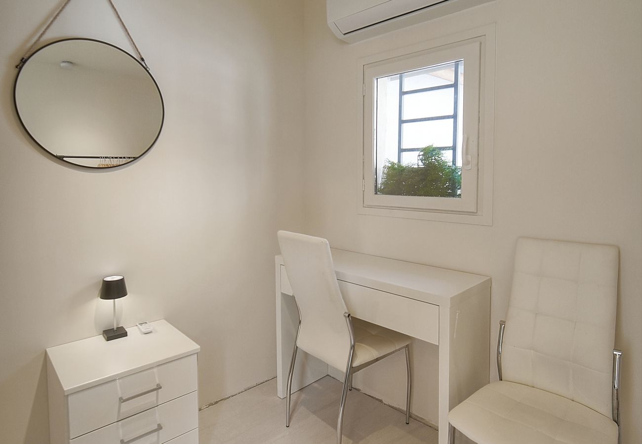 Appartement à Cannes - FRGK  HOCHE 2BR Apartment – Terrace – Hoche Street