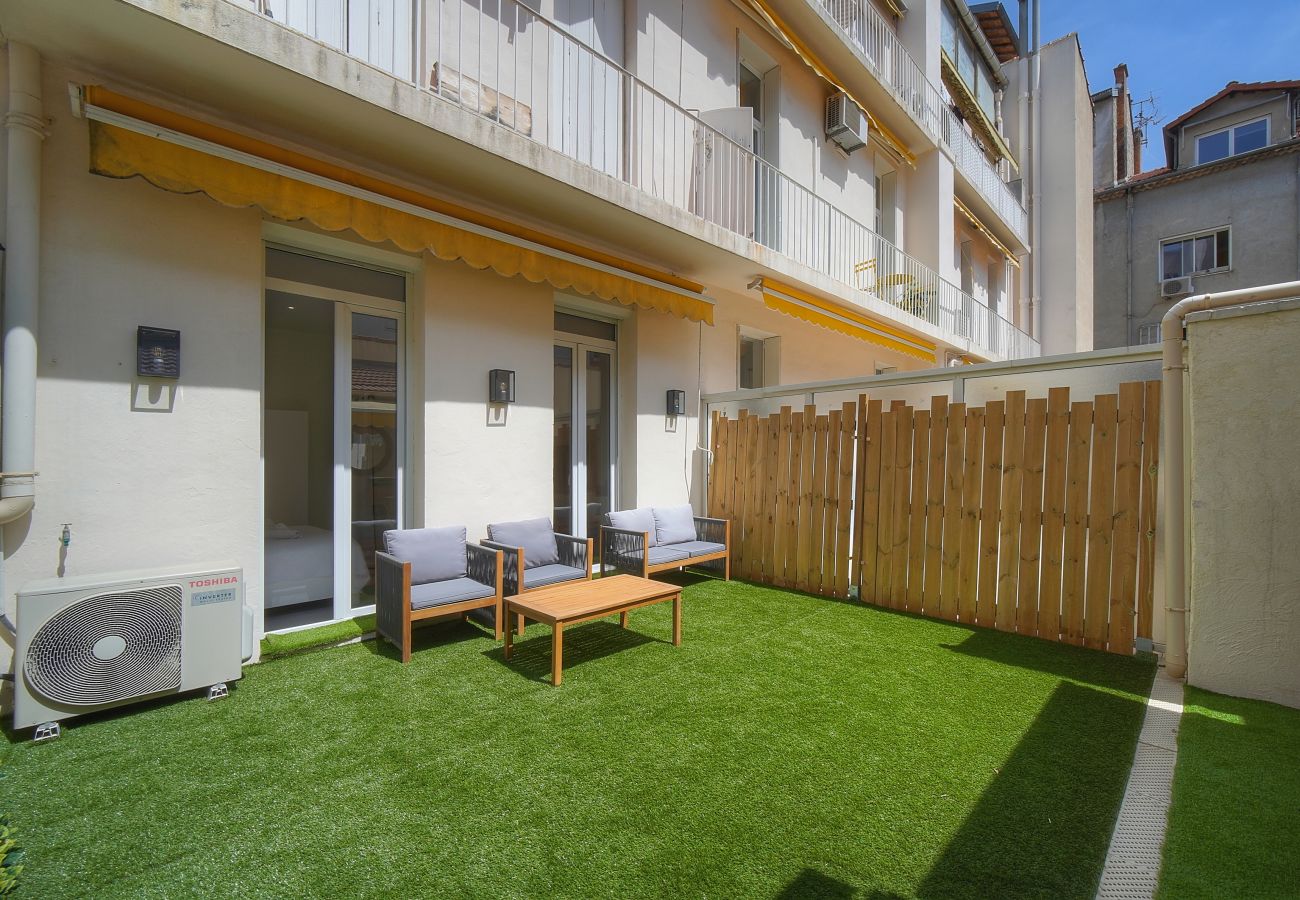 Appartement à Cannes - FRGK  HOCHE 2BR Apartment – Terrace – Hoche Street