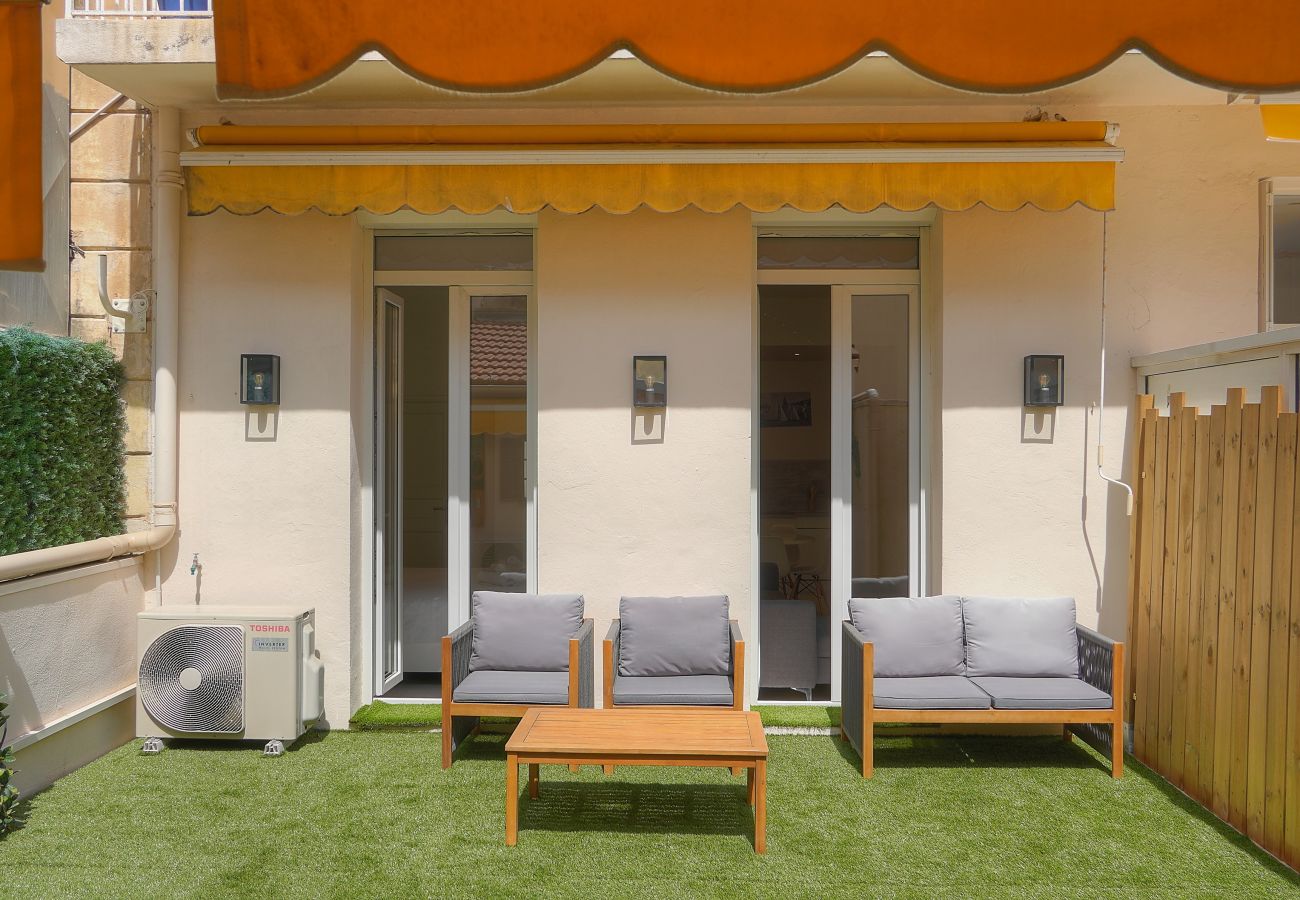 Appartement à Cannes - FRGK  HOCHE 2BR Apartment – Terrace – Hoche Street