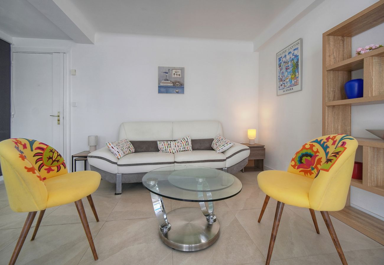 Appartement à Cannes - FRGK Alexandre III Élégant T2 Terrasse Résidence S