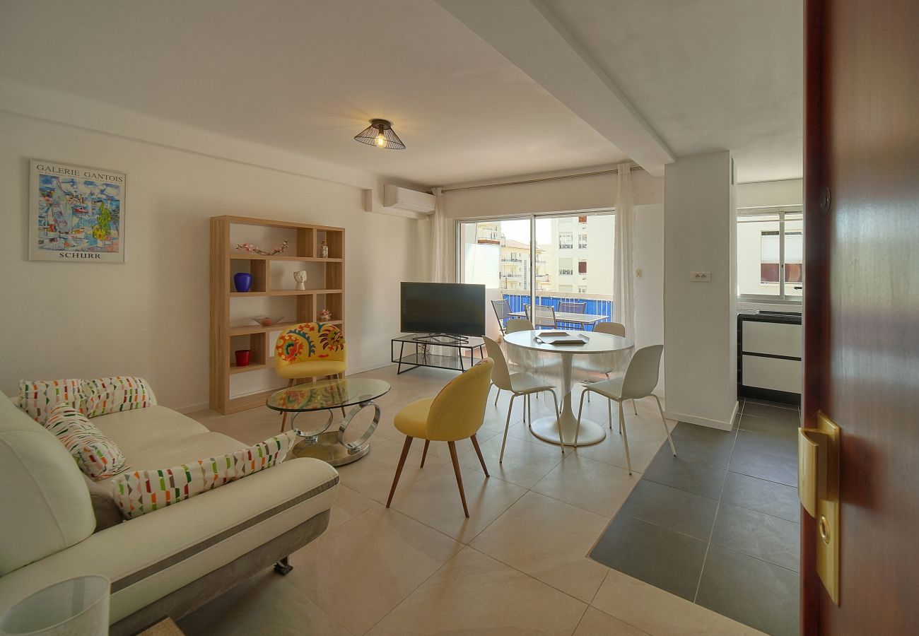 Appartement à Cannes - FRGK Alexandre III Élégant T2 Terrasse Résidence S
