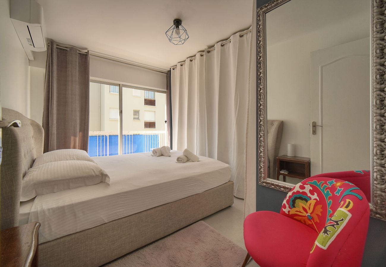 Appartement à Cannes - FRGK Alexandre III Élégant T2 Terrasse Résidence S