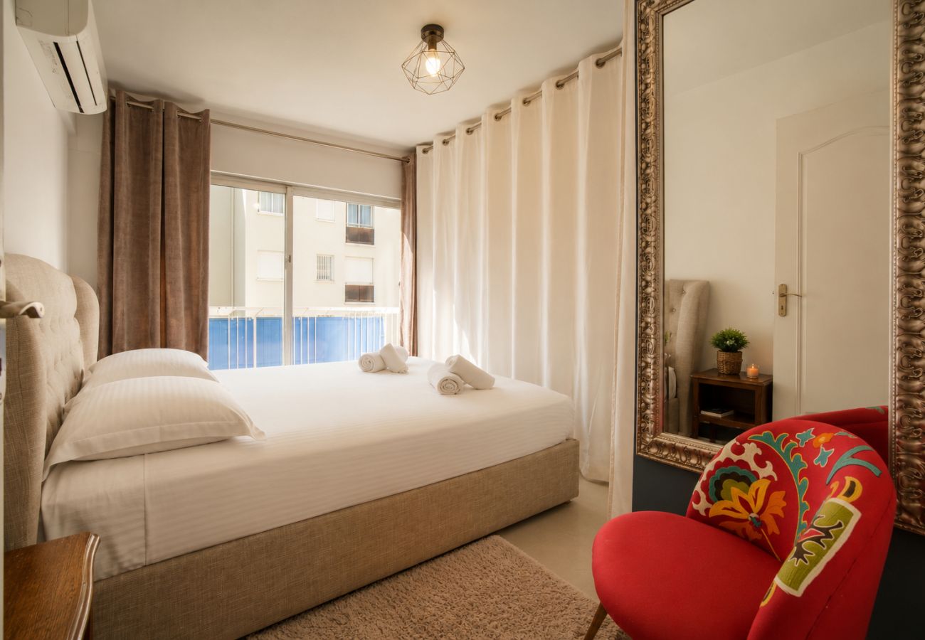 Appartement à Cannes - FRGK Alexandre III Élégant T2 Terrasse Résidence S