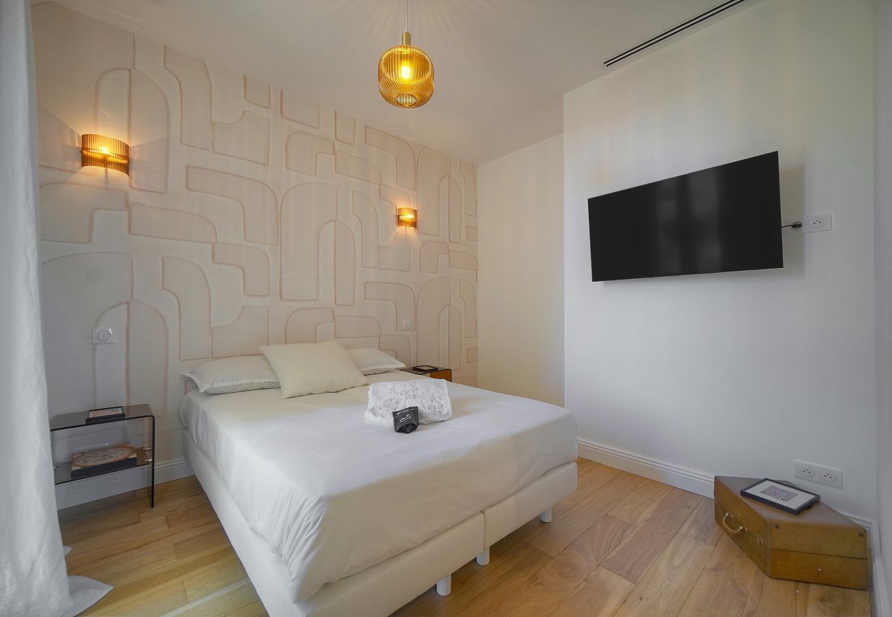 Villa à Cannes - Villa Pont Saint-Victor Piscine Privée 4 Chambres