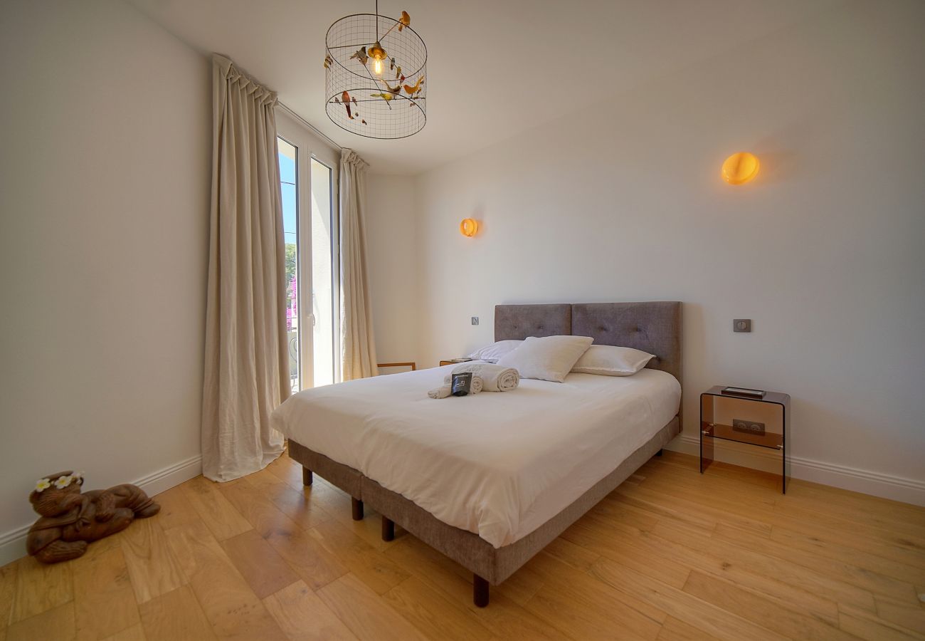 Villa à Cannes - Villa Pont Saint-Victor Piscine Privée 4 Chambres