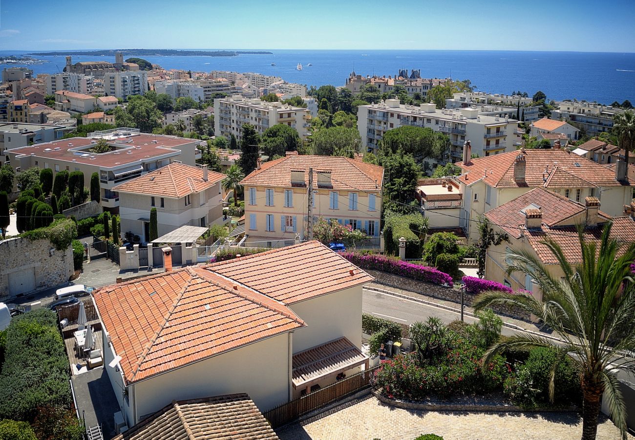 Villa à Cannes - Villa Pont Saint-Victor Piscine Privée 4 Chambres