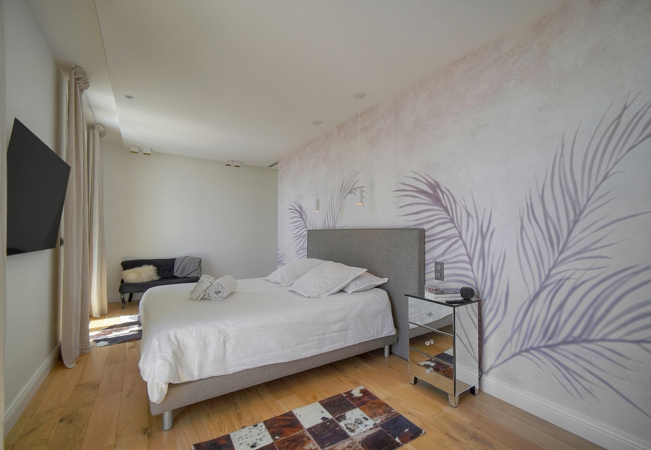 Villa à Cannes - Villa Pont Saint-Victor Piscine Privée 4 Chambres