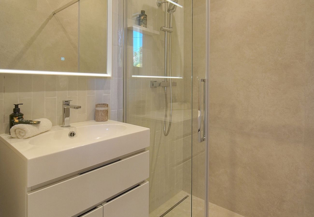 Villa à Cannes - Villa Pont Saint-Victor Piscine Privée 4 Chambres