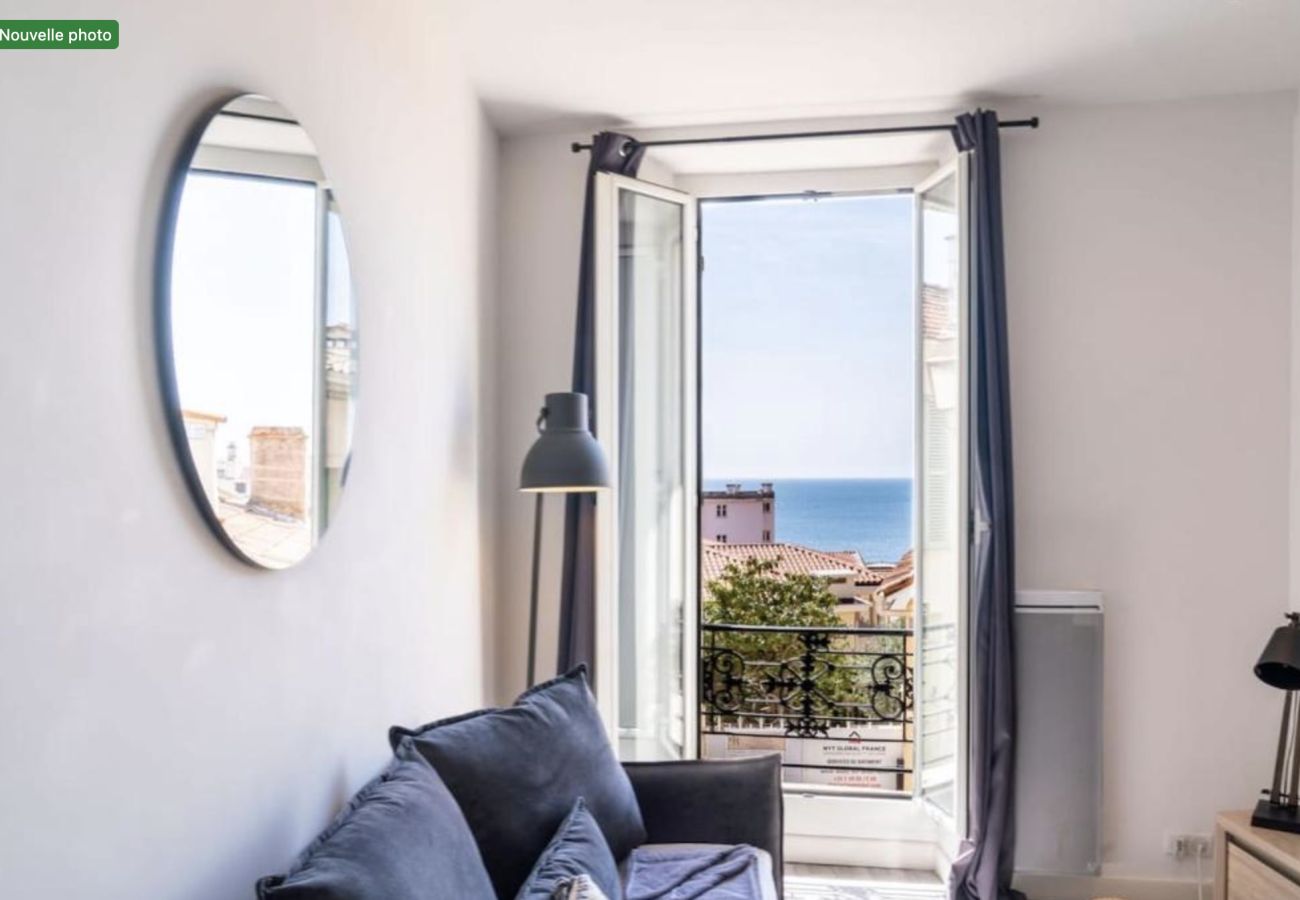 Appartement à Cannes - 16514720 LIONS Refuge of Suquet, authentic neighbo