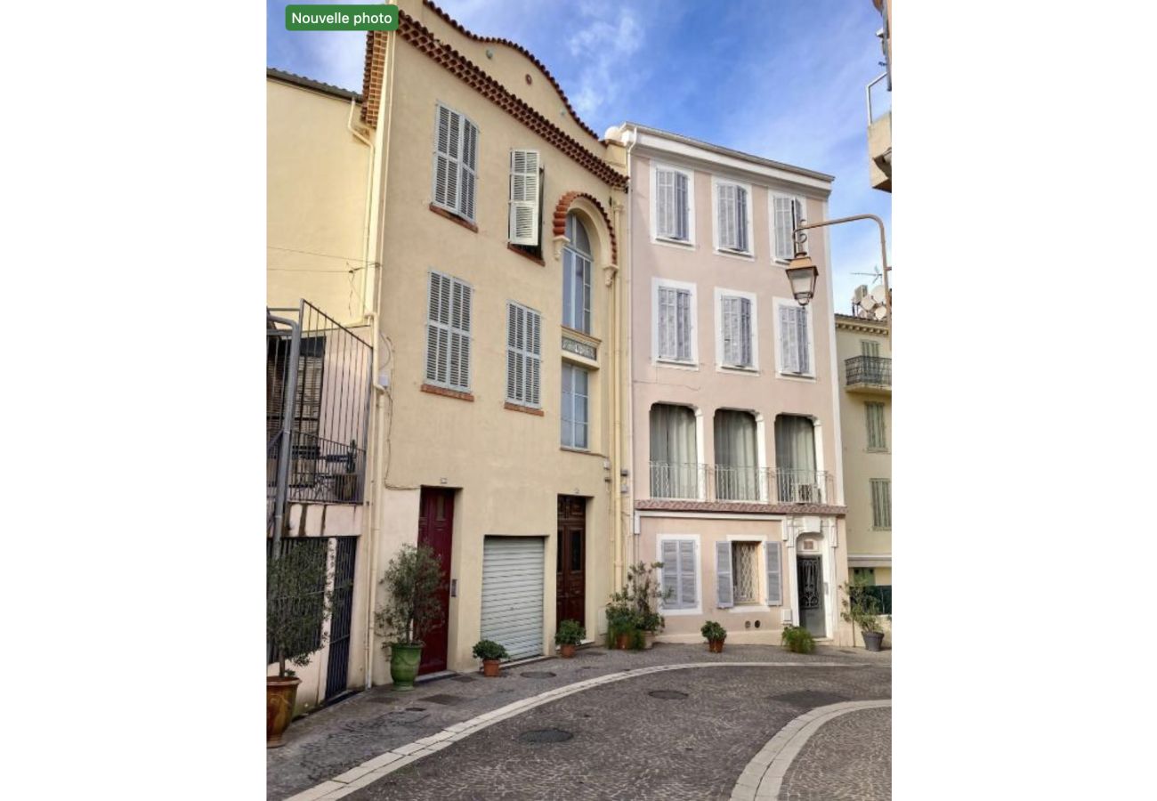 Appartement à Cannes - 16514720 LIONS Refuge of Suquet, authentic neighbo